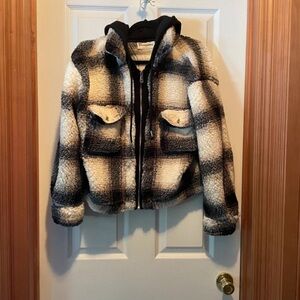 No Boundaries Black and White Plaid Utility Jacket